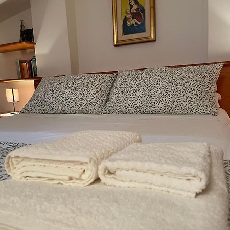 La Casa Nel Cortile Lejlighed Castelbuono  Eksteriør billede