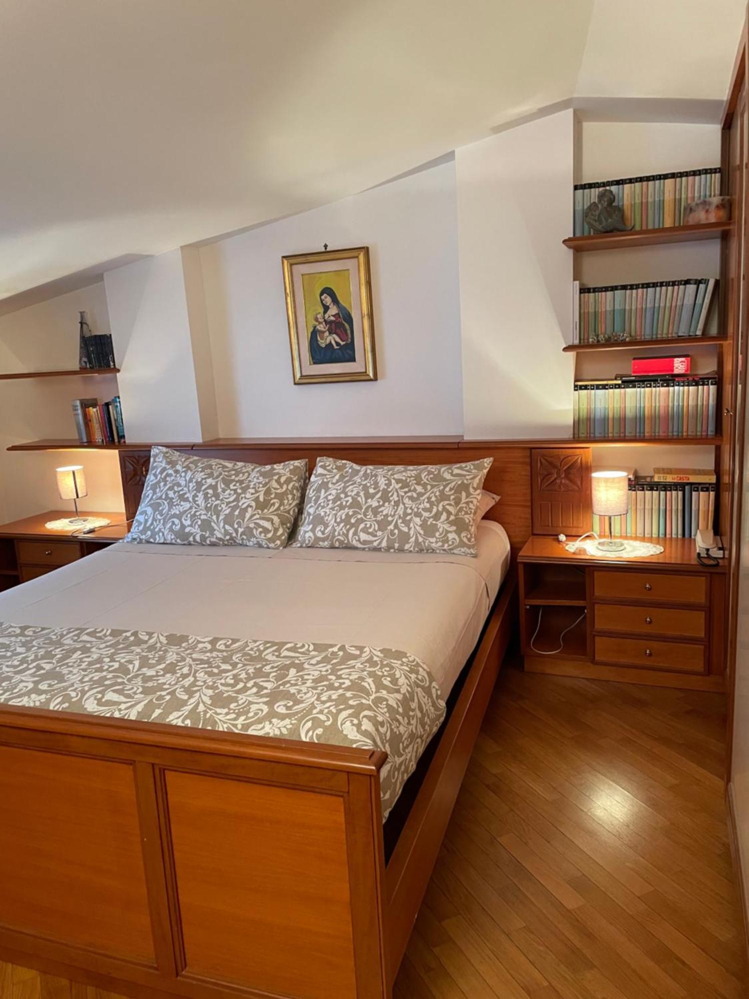 La Casa Nel Cortile Lejlighed Castelbuono  Eksteriør billede