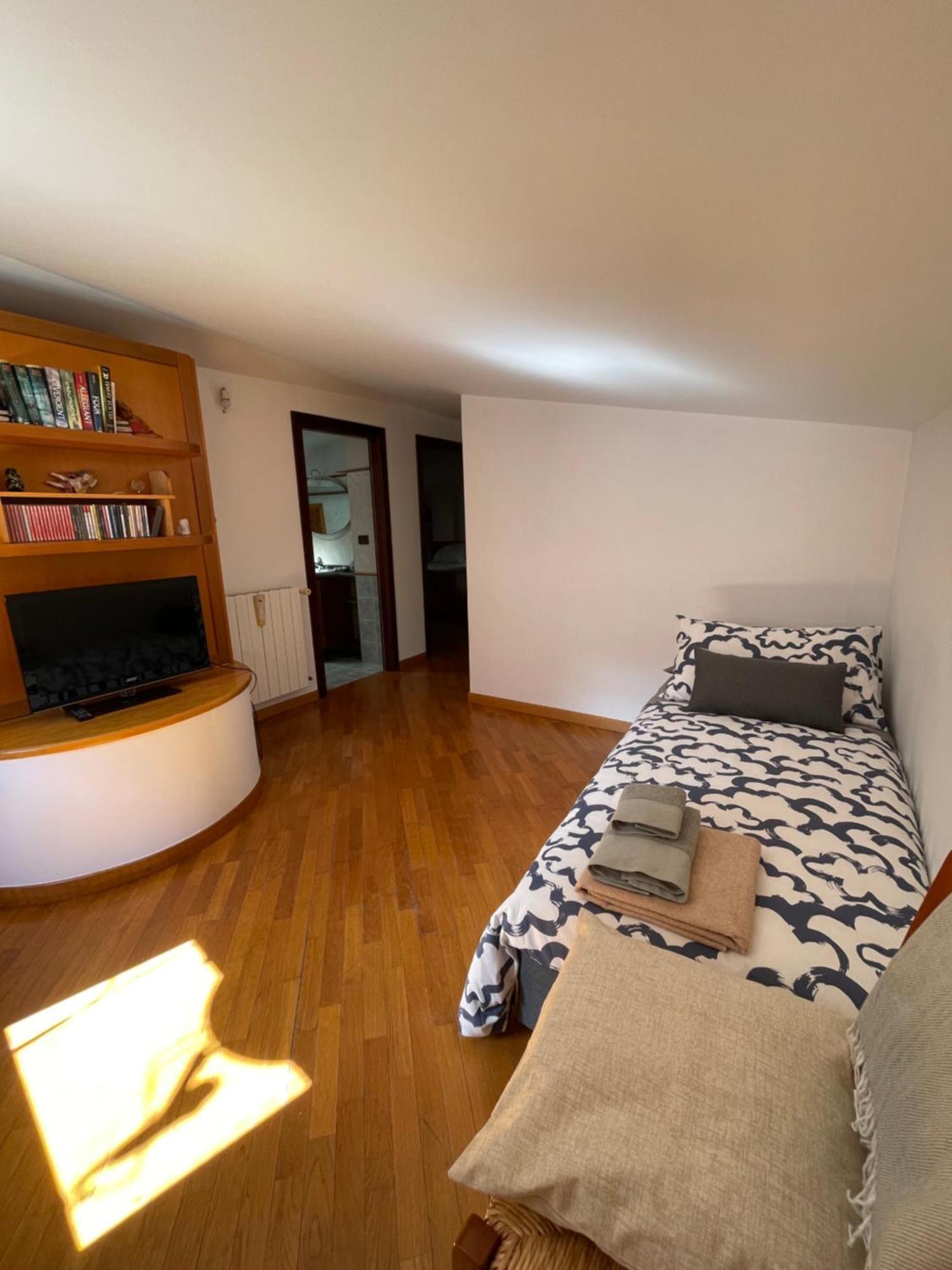 La Casa Nel Cortile Lejlighed Castelbuono  Eksteriør billede
