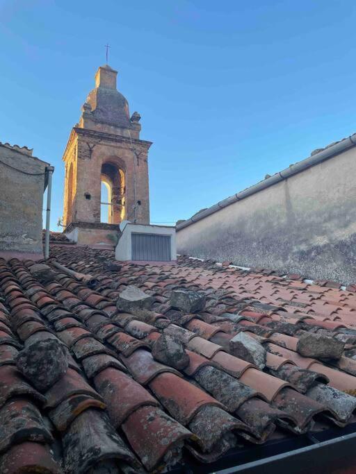 La Casa Nel Cortile Lejlighed Castelbuono  Eksteriør billede